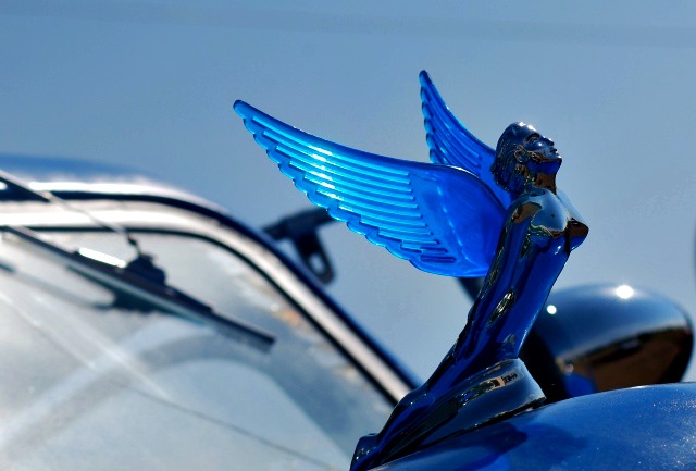 Route 66 hood ornament with blue wings